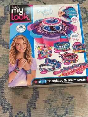 Cra-Z-Art My Look Friendship Bracelet Studio - Pink & Blue